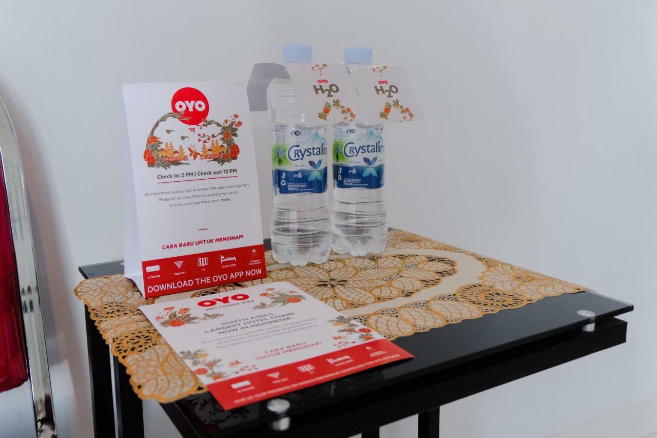 Super Oyo 995 Alice'S Homestay Syariah Jembel Екстериор снимка
